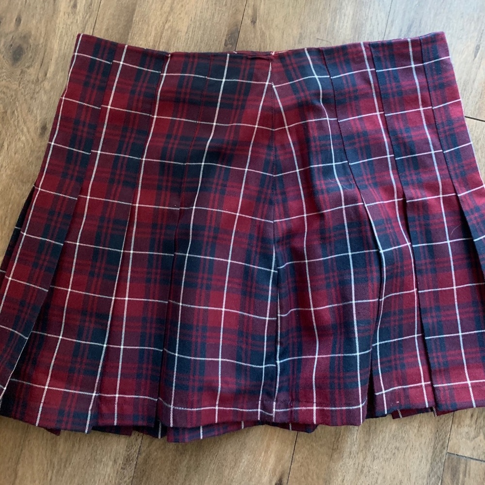 Plaid pleated skirt